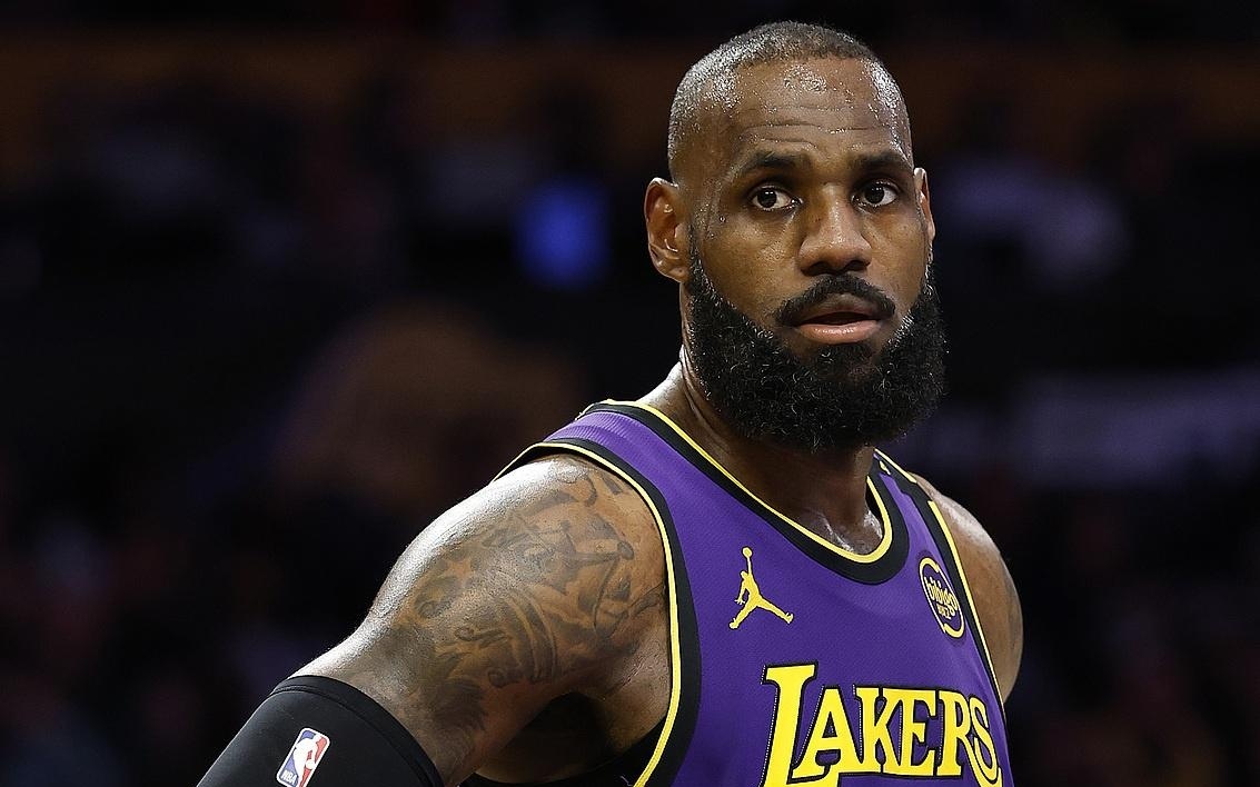 多的国际关 多的国际关