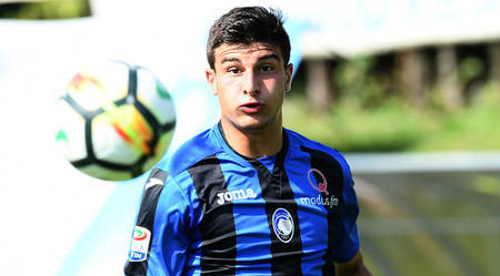 显得犹豫 显得犹豫