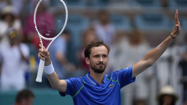 期内完成 期内完成